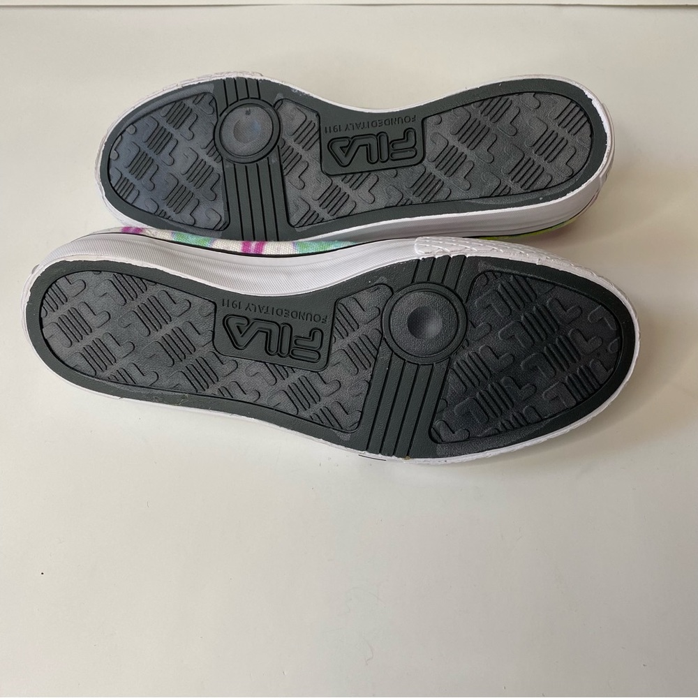 NEW Fila Tarp 1911 Tie-dye Sneakers size 9 - Picture 11 of 11